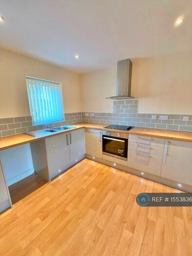 2 Bedroom Flat To Rent In Canklow Road, Rotherham, S60
