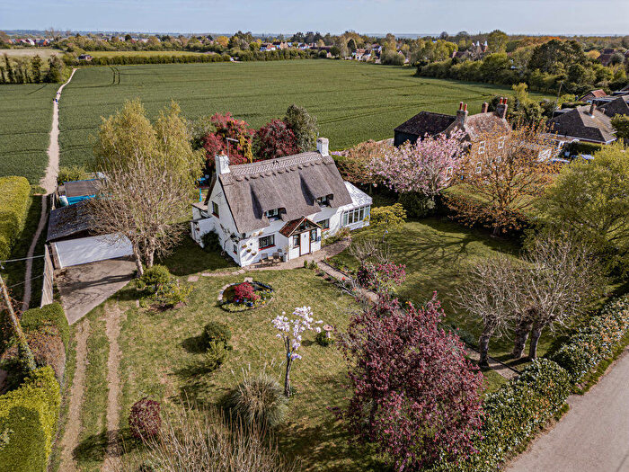 2 Bedroom Detached House For Sale In The Forstal, Preston, CT3