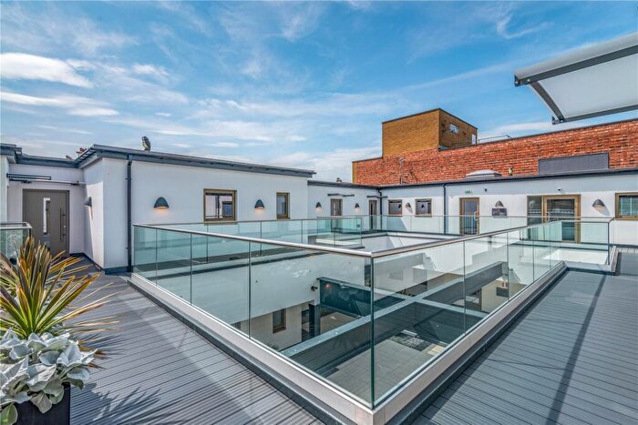 2 Bedroom Flat For Sale In Apartment, Trinity House, A Cambridge Street, Harrogate, HG1