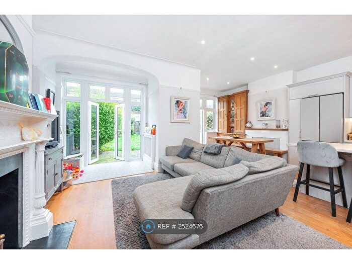 4 Bedroom Semi-Detached House To Rent In Marius Road, London, SW17