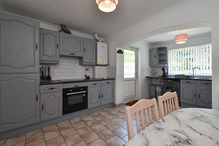 3 Bedroom Detached Bungalow For Sale In Lakeside Gardens, Merthyr Tydfil, CF48