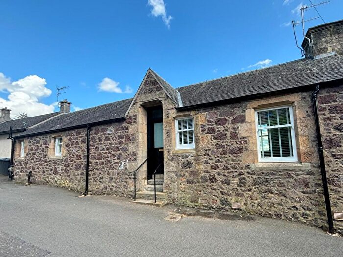 2 Bedroom Flat To Rent In Burnside Terrace, Biggar, ML12