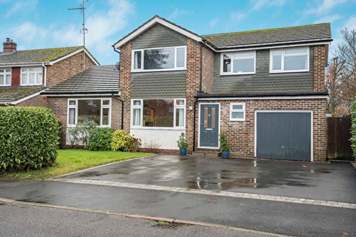 5 Bedroom Detached House For Sale In Complins, Holybourne, Alton, Hampshire, GU34