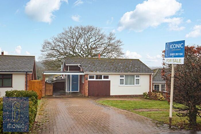 3 Bedroom Detached Bungalow For Sale In School Road, Drayton, Norwich, NR8