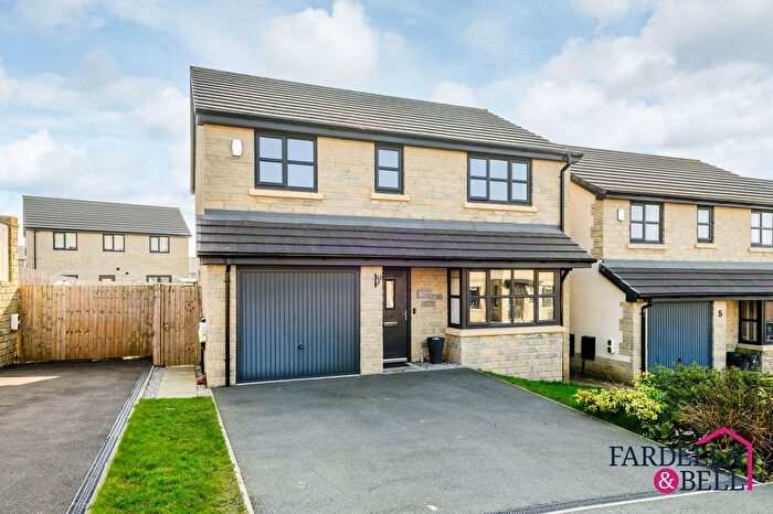 4 Bedroom Detached House For Sale In Lower Rough Drive, Colne, BB8
