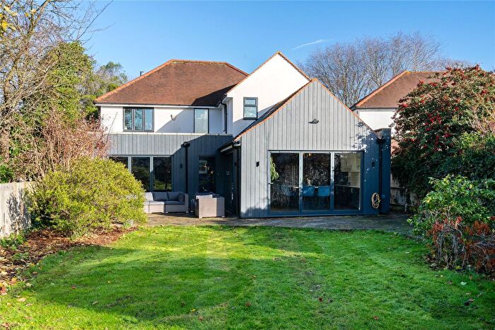 4 Bedroom Detached House For Sale In York Road, Windsor, Berkshire, SL4