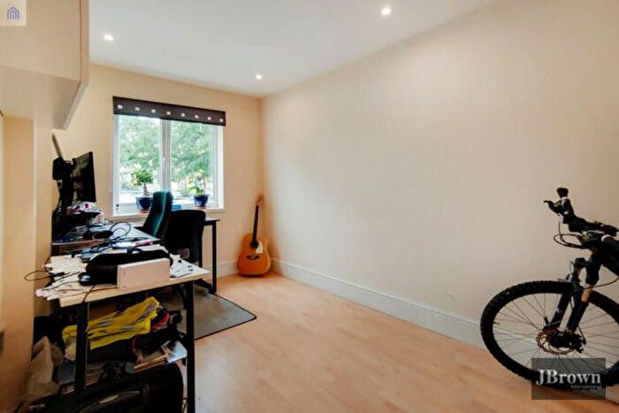 4 Bedroom Terraced House To Rent In Plough Way, London, SE16