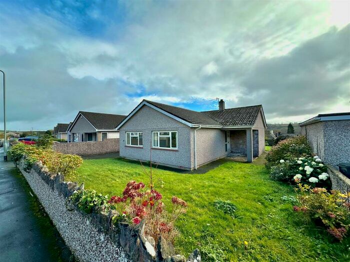 2 Bedroom Detached Bungalow For Sale In Yealmpton, Plymouth, PL8