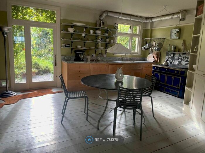 4 Bedroom Terraced House To Rent In Athlone Road, London, SW2