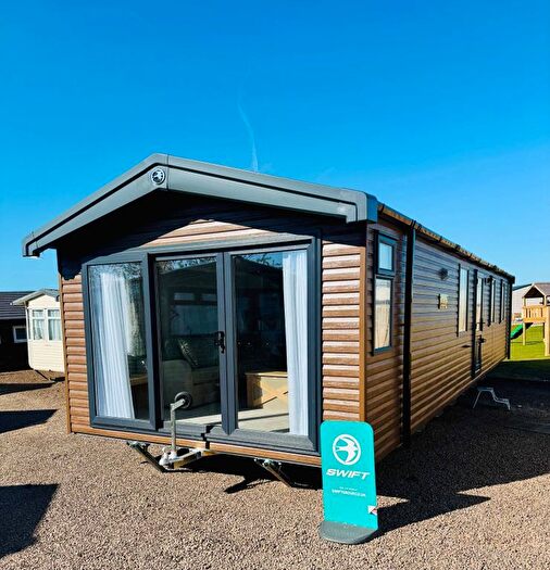 2 Bedroom Park Home For Sale In Eyemouth Road, Coldingham, Eyemouth, TD14