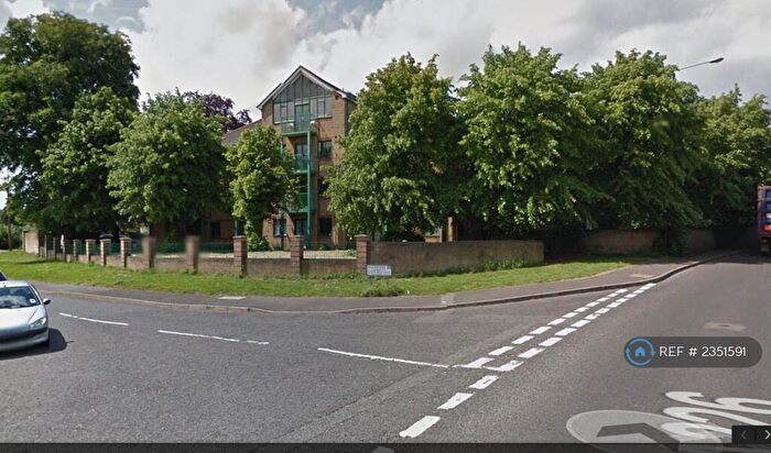 2 Bedroom Flat To Rent In Ellerslie Court, Gravesend, DA12