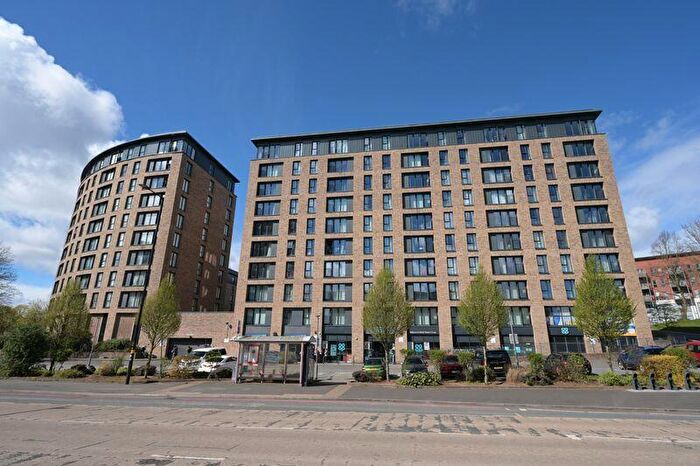 1 Bedroom Apartment For Sale In Lexington Gardens, Birmingham, West Midlands, B15