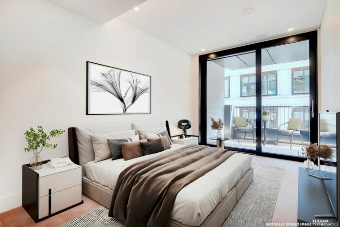 2 Bedroom Flat To Rent In Rathbone Place, London, W1T