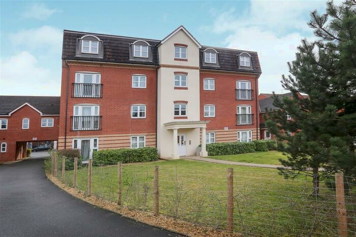 2 Bedroom Flat To Rent In Ray Mercer Way, Kidderminster, DY10