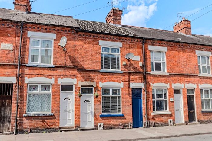 2 Bedroom Terraced House For Sale In Hawthorne Street, Leicester, LE3