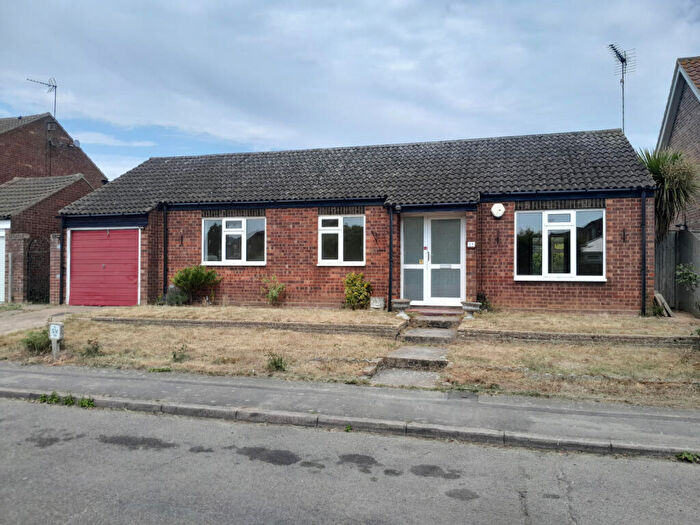 3 Bedroom Bungalow To Rent In St. Martins Green, Trimley St. Martin, IP11