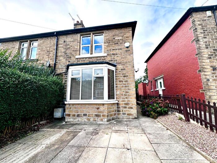2 Bedroom Semi-Detached House To Rent In Heatherfield Crescent, Huddersfield, HD1