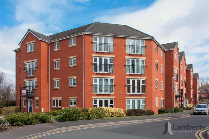 2 Bedroom Flat To Rent In Gloucester Close, Redditch, B97