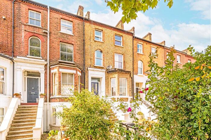 1 Bedroom Flat For Sale In Devonshire Road, Honor Oak, SE23