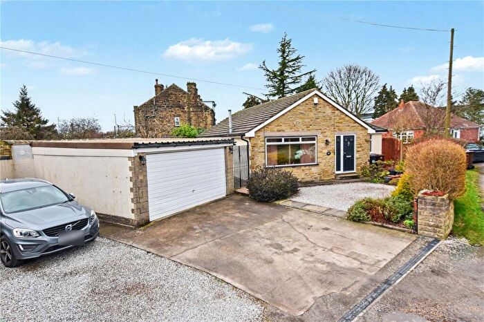 3 Bedroom Detached Bungalow For Sale In Wakefield Road, Gildersome, Morley, Leeds, LS27