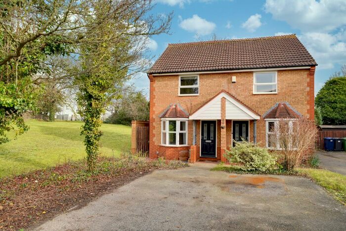 2 Bedroom Semi-Detached House To Rent In Lodge Close, Huntingdon, PE29