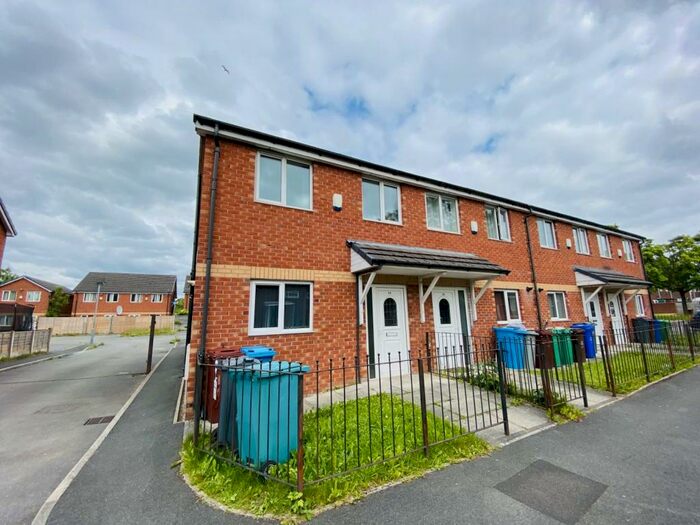 3 Bedroom End Of Terrace House To Rent In Jennison Close, Gorton, Manchester, M18