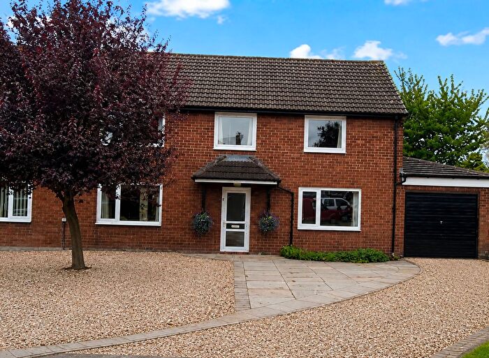 4 Bedroom Semi-Detached House For Sale In Wirral Close, Culcheth, WA3