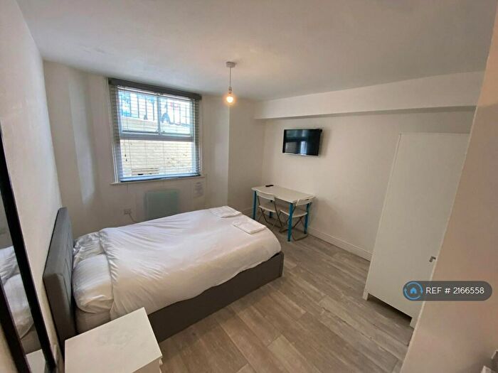 Studio To Rent In Bedford Place, Brighton, BN1