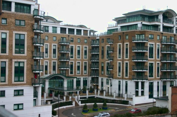 2 Bedroom Flat To Rent In Beckford Close, Warwick Road, London, W14