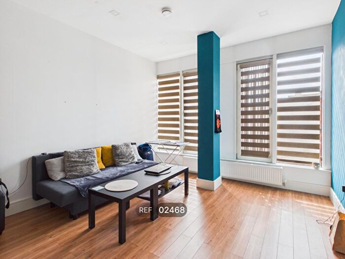 1 Bedroom Flat To Rent In Maple Court, Elm Street, Ipswich, IP1