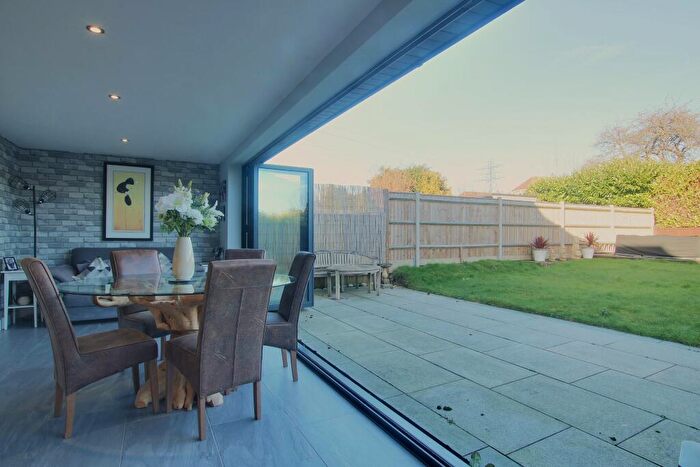 5 Bedroom Detached House For Sale In Nursling, Southampton, SO16