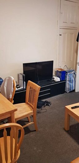 1 Bedroom Flat To Rent In Wingrove Gardens, Newcastle Upon Tyne, NE4