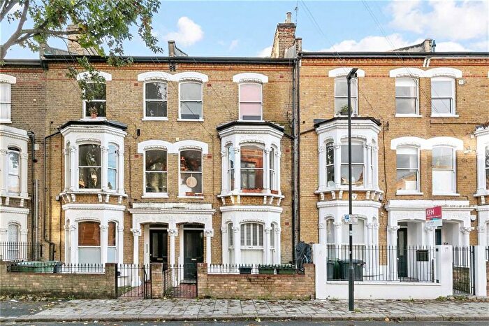 2 Bedroom Flat For Sale In Saltoun Road, Brixton, SW2