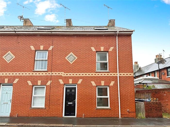 3 Bedroom End Of Terrace House To Rent In Fore Street, Exmouth, Devon, EX8