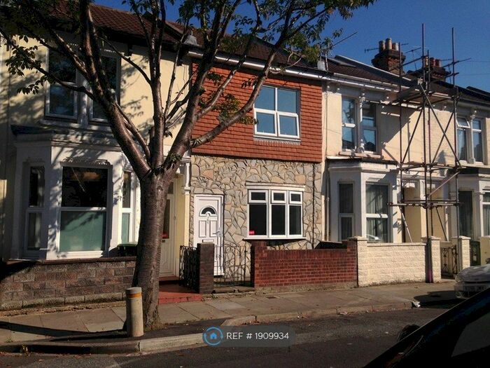 3 Bedroom Terraced House To Rent In Ernest Road, Portsmouth, PO1