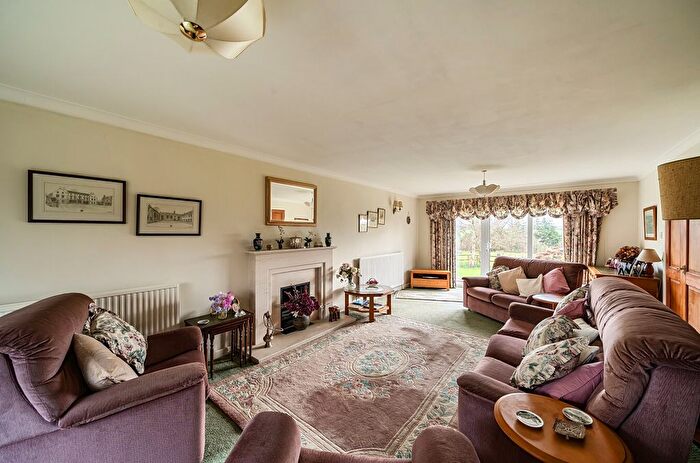 5 Bedroom Detached House For Sale In The Lynch, West Stour, Gillingham, SP8