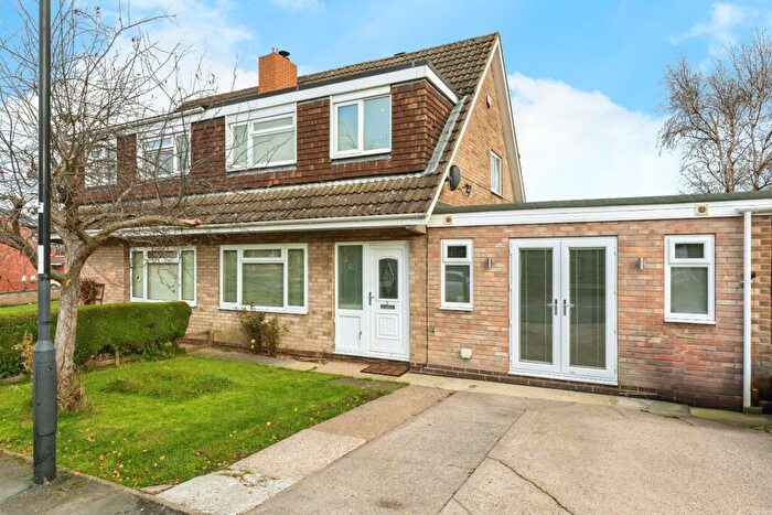 3 Bedroom Semi-Detached House For Sale In Oak Lodge Road, High Green, Sheffield, S35