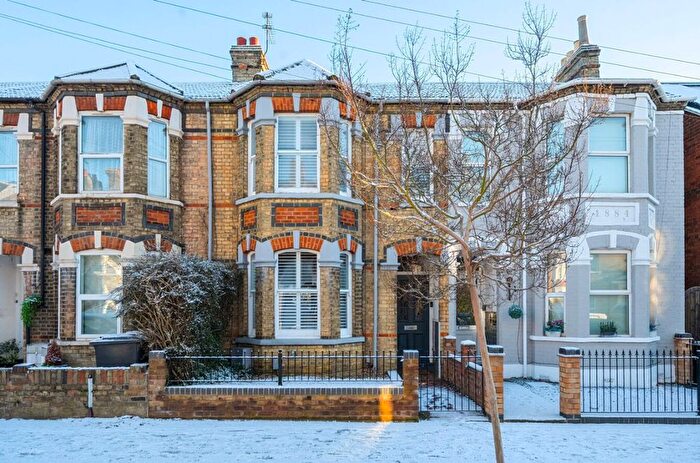 3 Bedroom Terraced House For Sale In Clarendon Street, Bedford, MK41