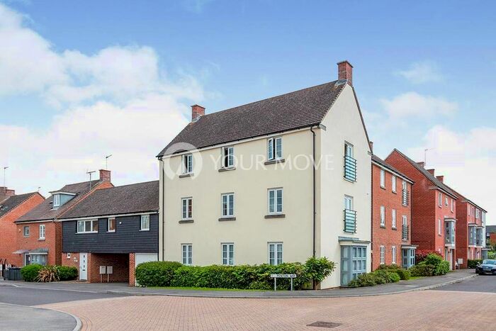 2 Bedroom Flat To Rent In Penton Way, Basingstoke, Hampshire, RG24