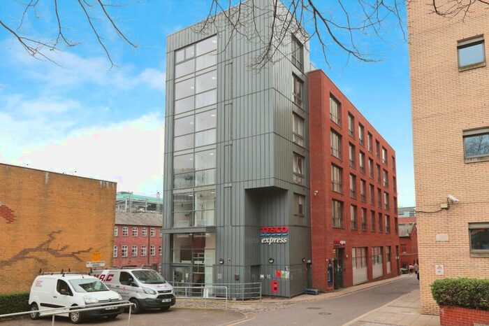 1 Bedroom Apartment To Rent In Howard Lane, Sheffield, South Yorkshire, S1