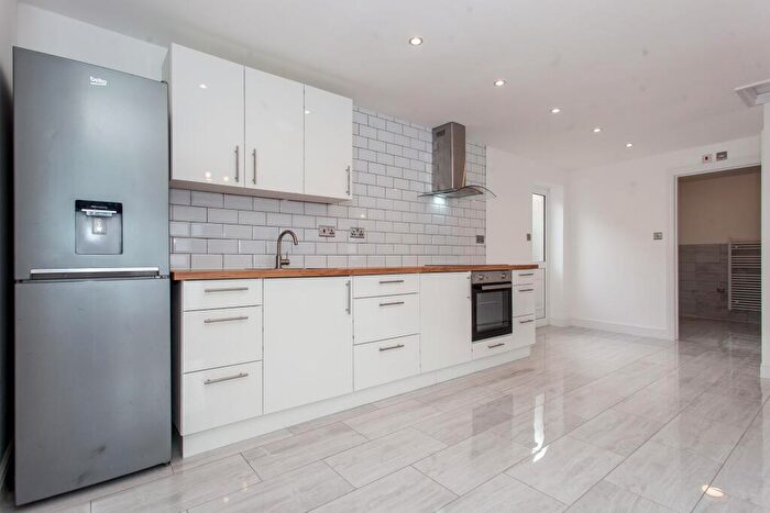 1 Bedroom Bungalow For Sale In High Street, Needingworth, PE27