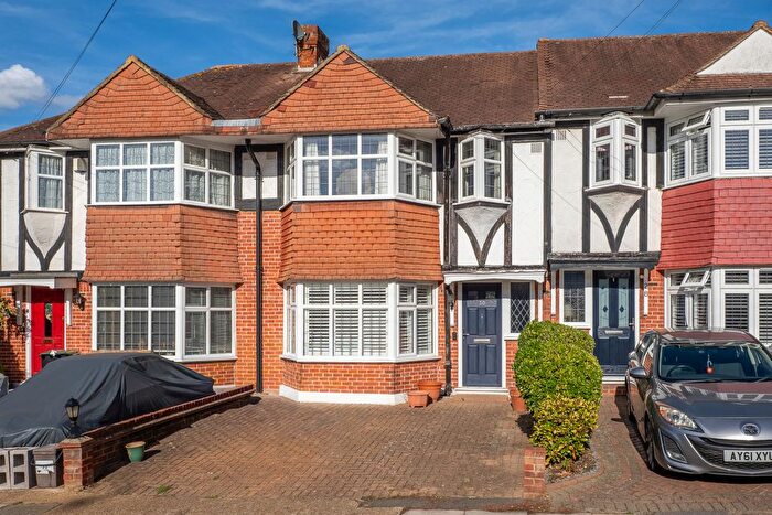 3 Bedroom Terraced House For Sale In Seymour Avenue, Morden, SM4