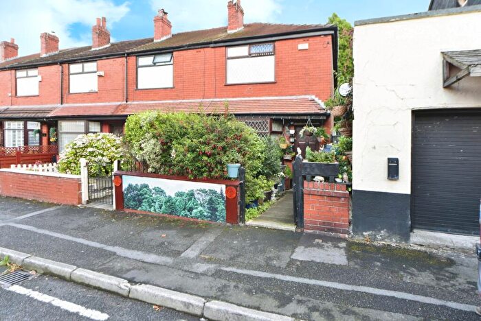 2 Bedroom End Of Terrace House For Sale In Wilson Street, Hyde, Greater Manchester, SK14