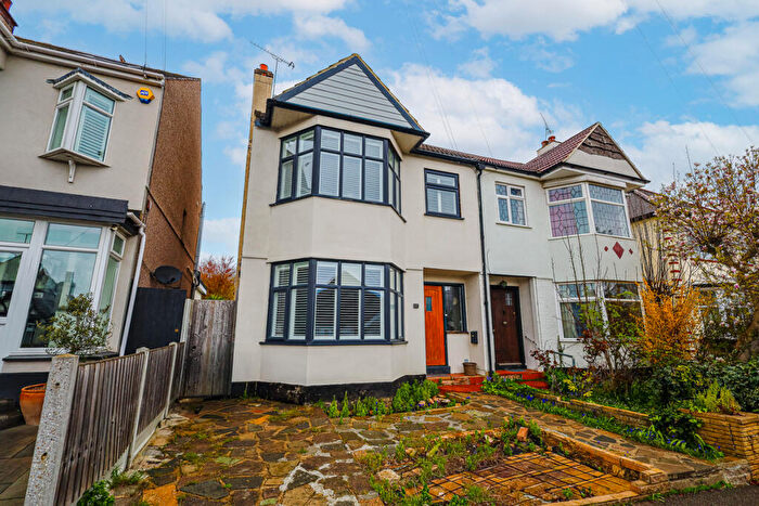 3 Bedroom Semi-Detached House For Sale In Bonchurch Avenue, Leigh-on-sea, SS9