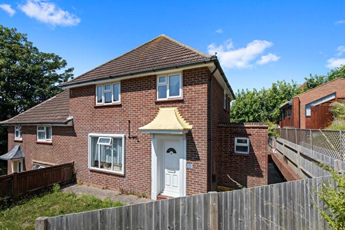 4 Bedroom End Of Terrace House To Rent In Auckland Drive, Brighton, BN2