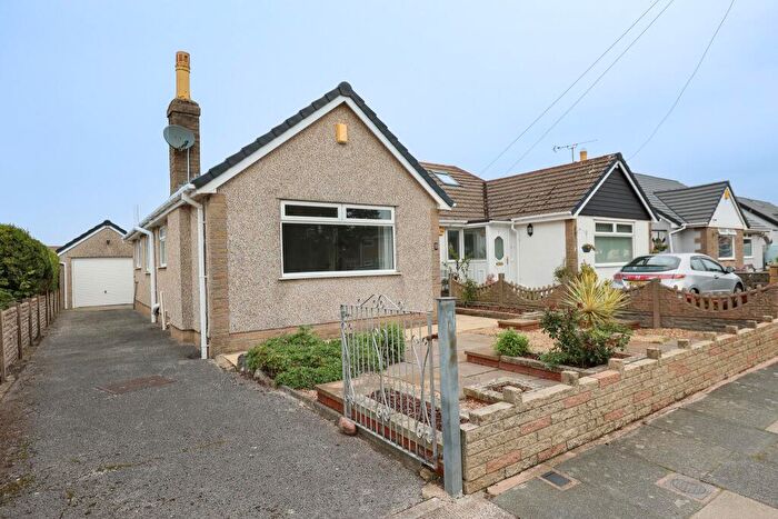 2 Bedroom Bungalow For Sale In Glentworth Road West, Morecambe, LA4