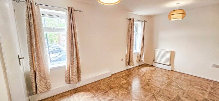 1 Bedroom Flat For Sale In Canning Town, London, E16