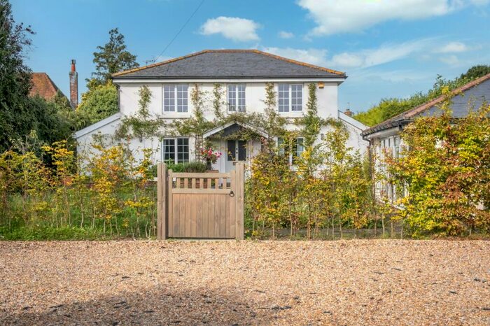 5 Bedroom Detached House For Sale In Hunston, Chichester, West Sussex, PO20