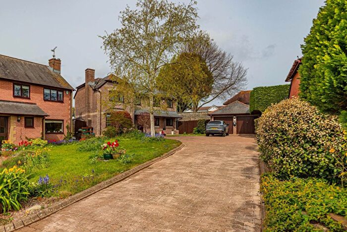 4 Bedroom Detached House For Sale In Maillards Haven, Penarth, CF64