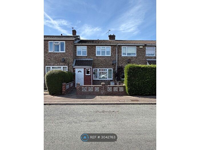3 Bedroom Terraced House To Rent In Fern Gardens, Great Yarmouth, NR31